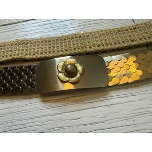 VTG 80s Gold Metal Fish Scale‎ 26"-35" Elastic Stretch Belt Flower Buckle Boho
